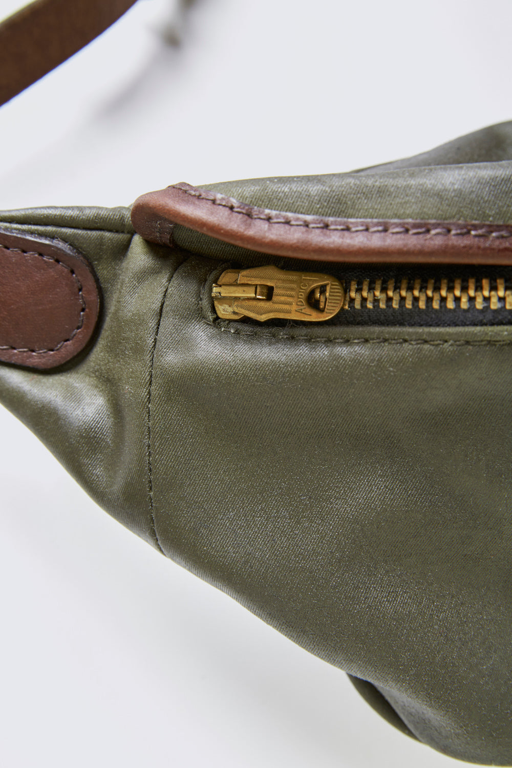 ACV-BG03WX WAXED COTTON WAIST BAG – ADDICT CLOTHES