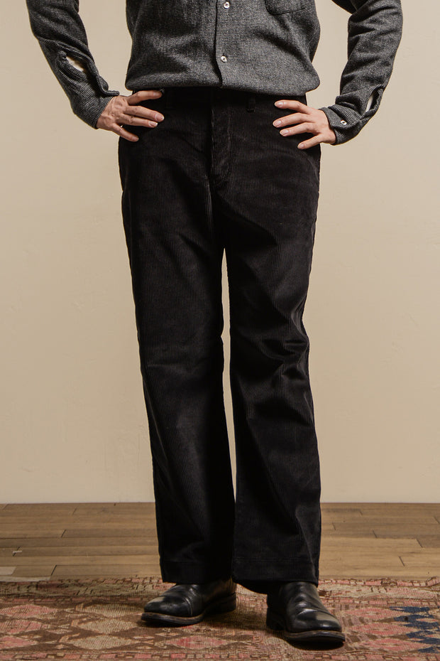 Released on November 19 / 11月19日午後8時発売 ACV-TR03CR8W HEAVY CORDUROY BUCKLE BACK TROUSERS
