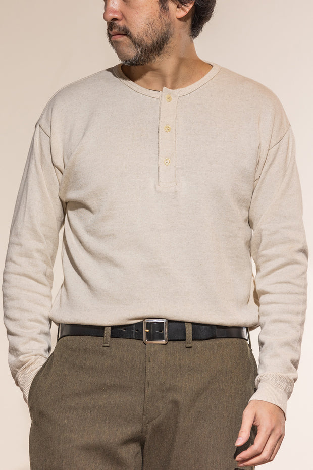 ACV-KNS02 HENLEY NECK LONG SLEEVE KNIT TEE